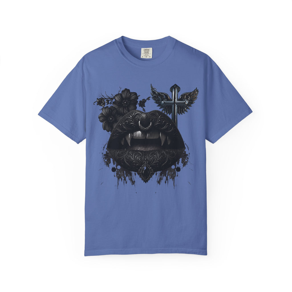 Vampire Black Lips Graphic T-Shirt - Gothic Black Lips and Fangs tee - Dark Aesthetic Tee. midnight Eye, LLC