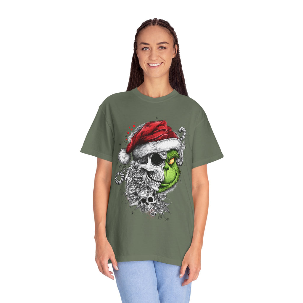 Skull & Grinch Inspired Santa T-Shirt — Edgy Gothic Christmas Graphic Tee