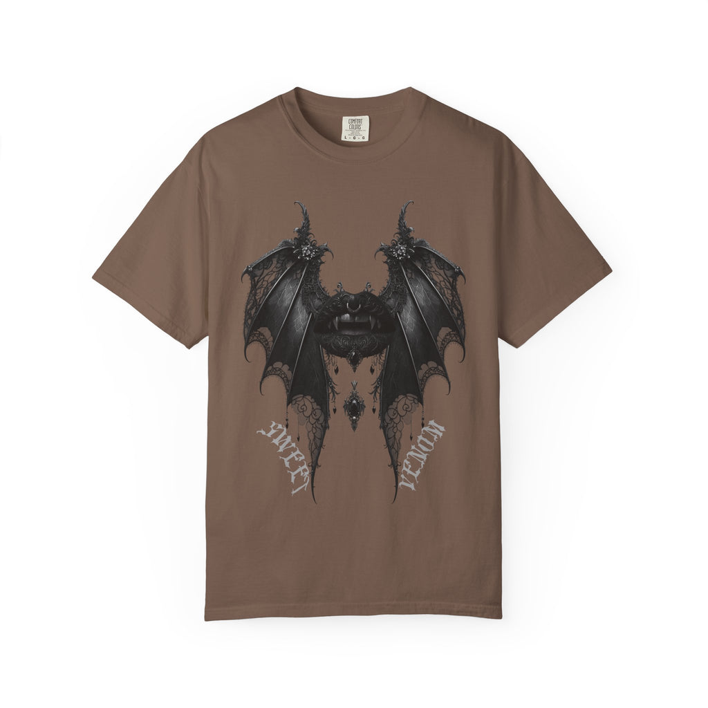 Gothic Bat Wings and Black Vampire Lips Graphic T-shirt - Gothic Black Lips Tee. Midnight Eye, LLC