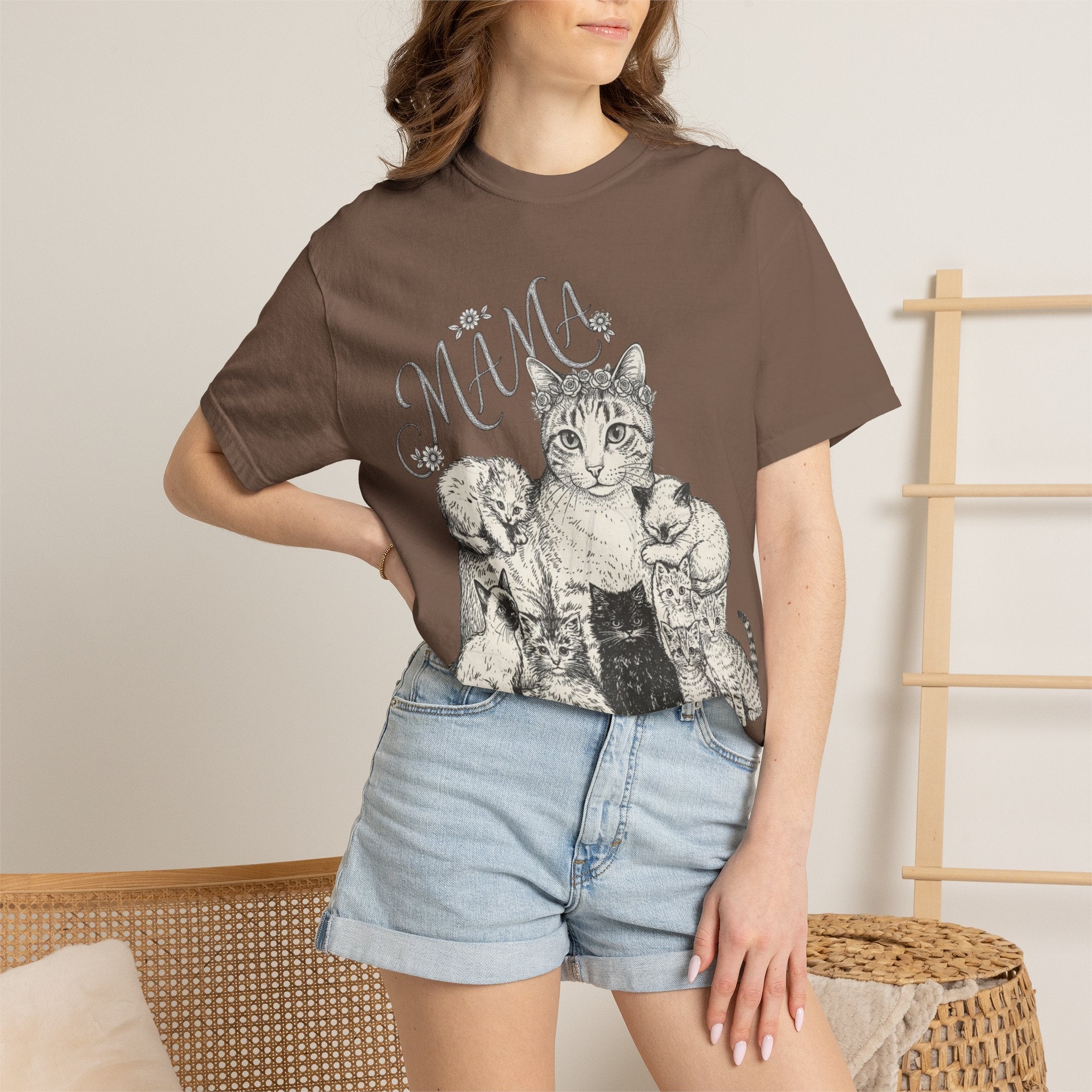 Cat Mama Vintage Graphic T-Shirt - Cat Mama and Kittens Tee