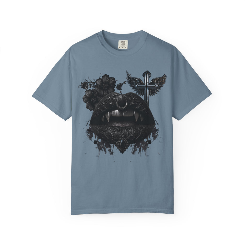 Vampire Black Lips Graphic T-Shirt - Gothic Black Lips and Fangs tee - Dark Aesthetic Tee. midnight Eye, LLC