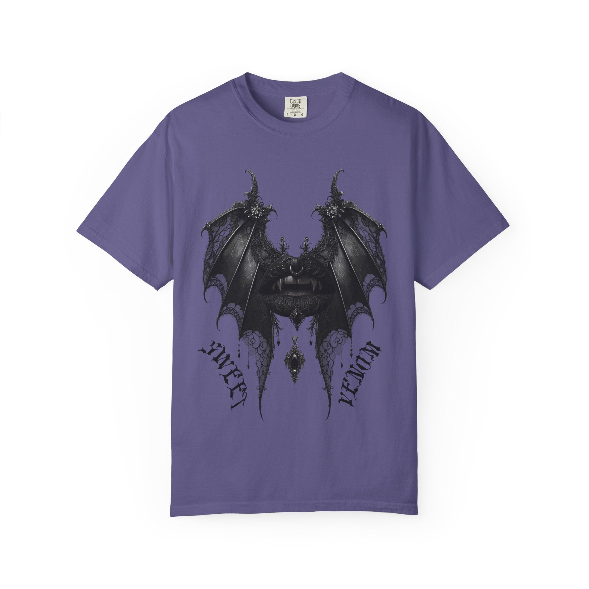Gothic Bat Wings and Black Vampire Lips Graphic T-shirt - Gothic Black Lips Tee. Midnight Eye, LLC