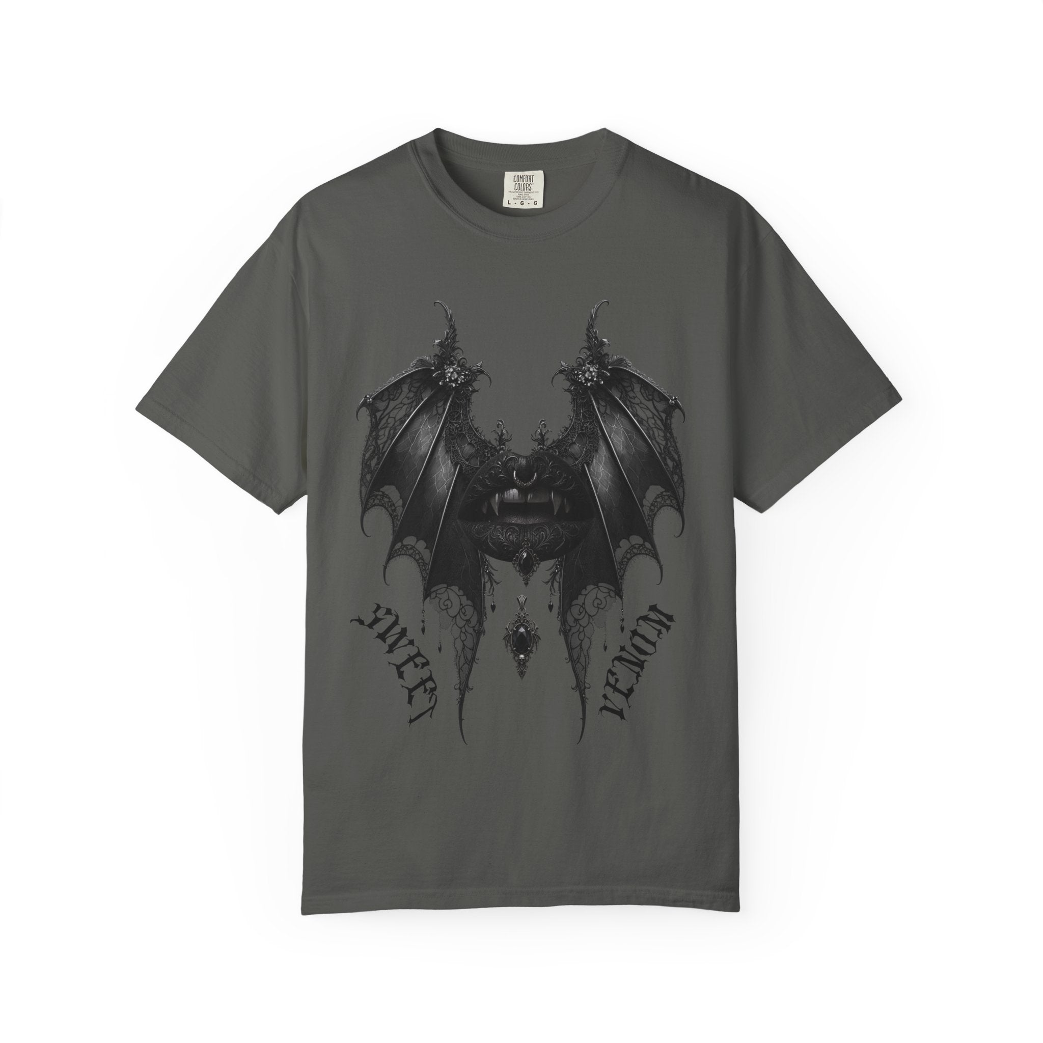 Gothic Bat Wings and Black Vampire Lips Graphic T-shirt - Gothic Black Lips Tee. Midnight Eye, LLC