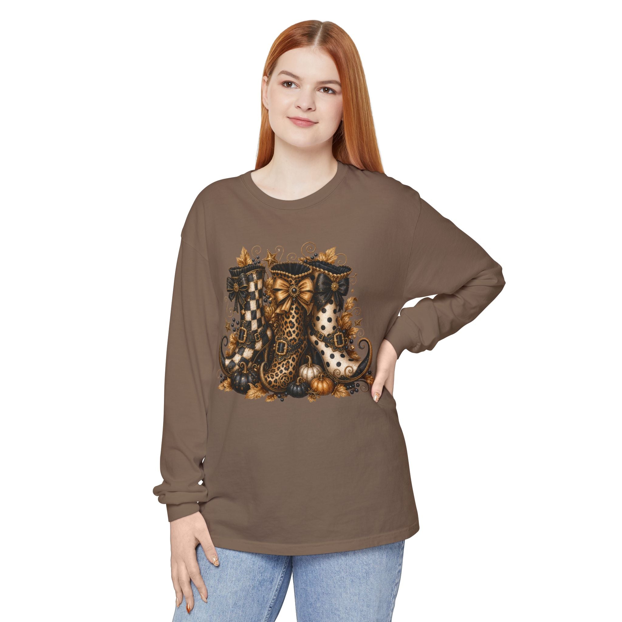 Halloween Witch Boots Long Sleeve T-Shirt — Vintage Spooky Pumpkin & Bows